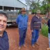 Equipe visita produtores e faz análise de solo para perfuração de poços