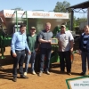 Prefeitura adquire distribuidor de fertilizantes para agricultura de precisão e carretão basculante